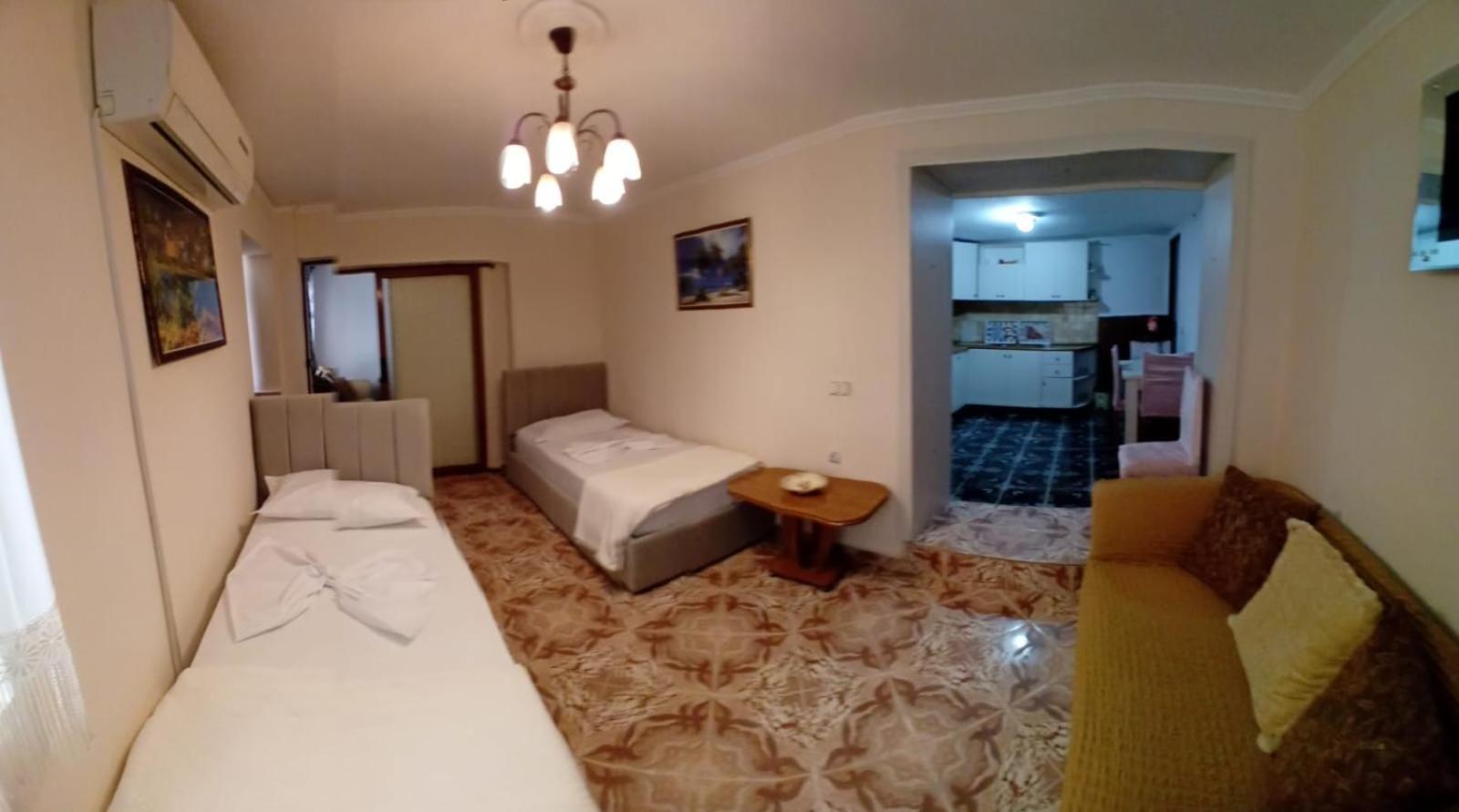 Gogo'S Sea Side Apartment Sarande Exterior photo